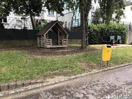 Playground Ecole de la Gare, Fischer Street, source: Spillplaz.lu