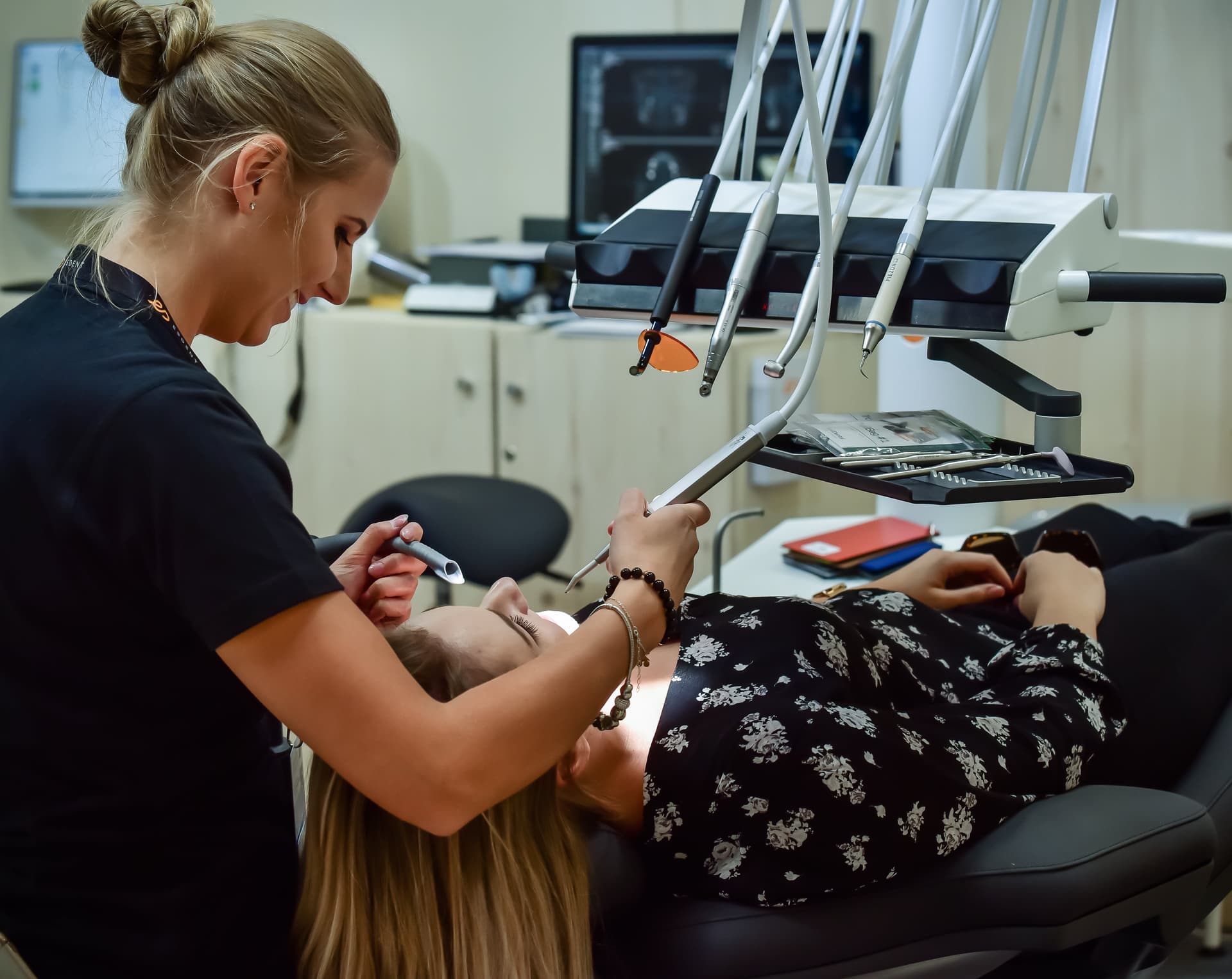 Travail de dentiste au Luxembourg